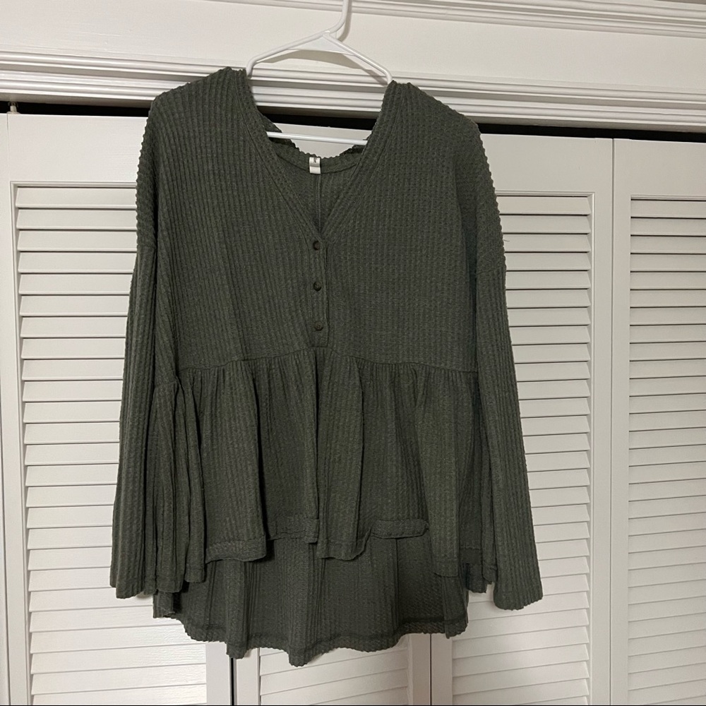 Sage Green Ribbed Blouse